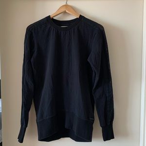 Blanc Noir sweatshirt and jogger pant set